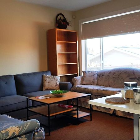 Tuscan Ridge Guesthouse Calgary West Экстерьер фото