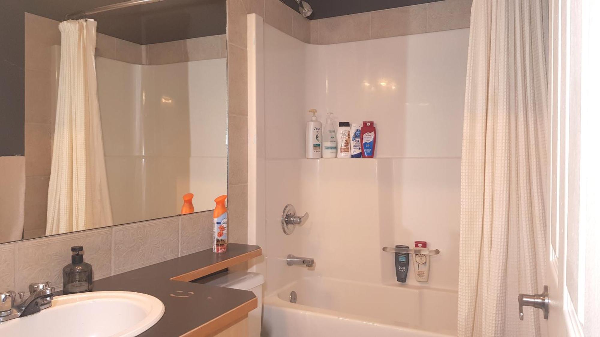 Tuscan Ridge Guesthouse Calgary West Экстерьер фото