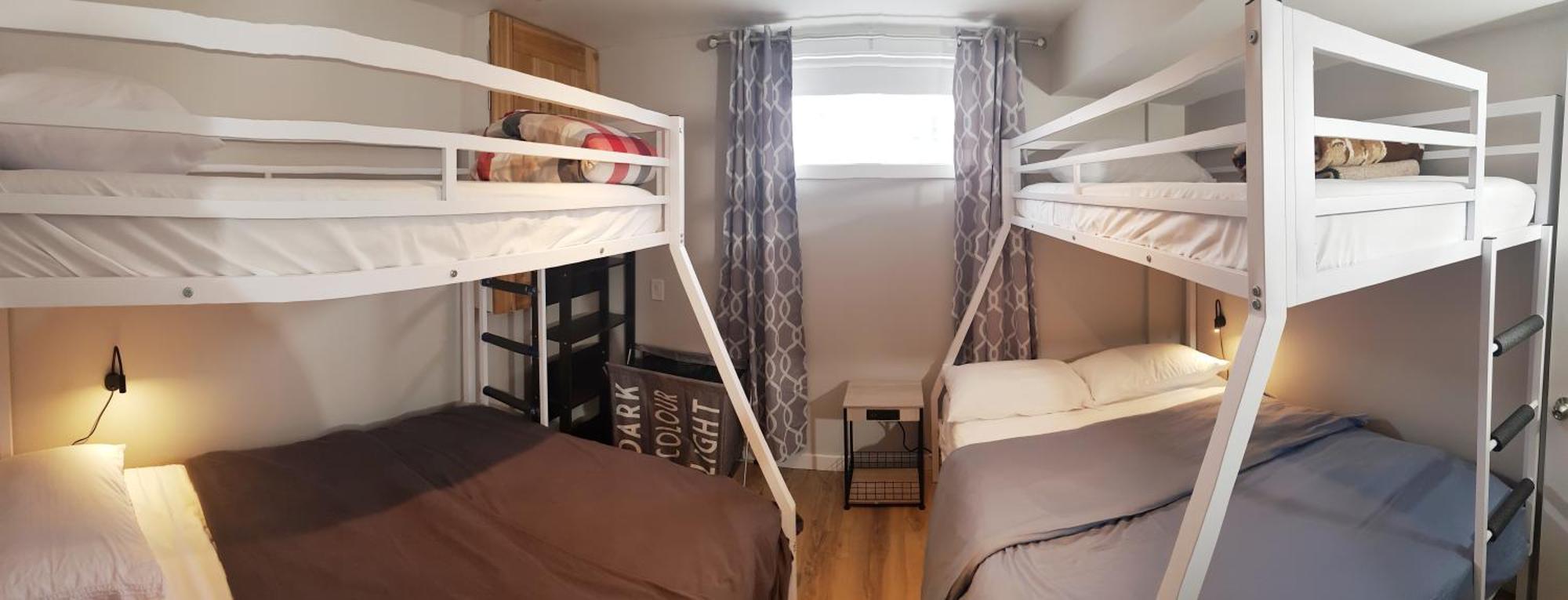Tuscan Ridge Guesthouse Calgary West Экстерьер фото