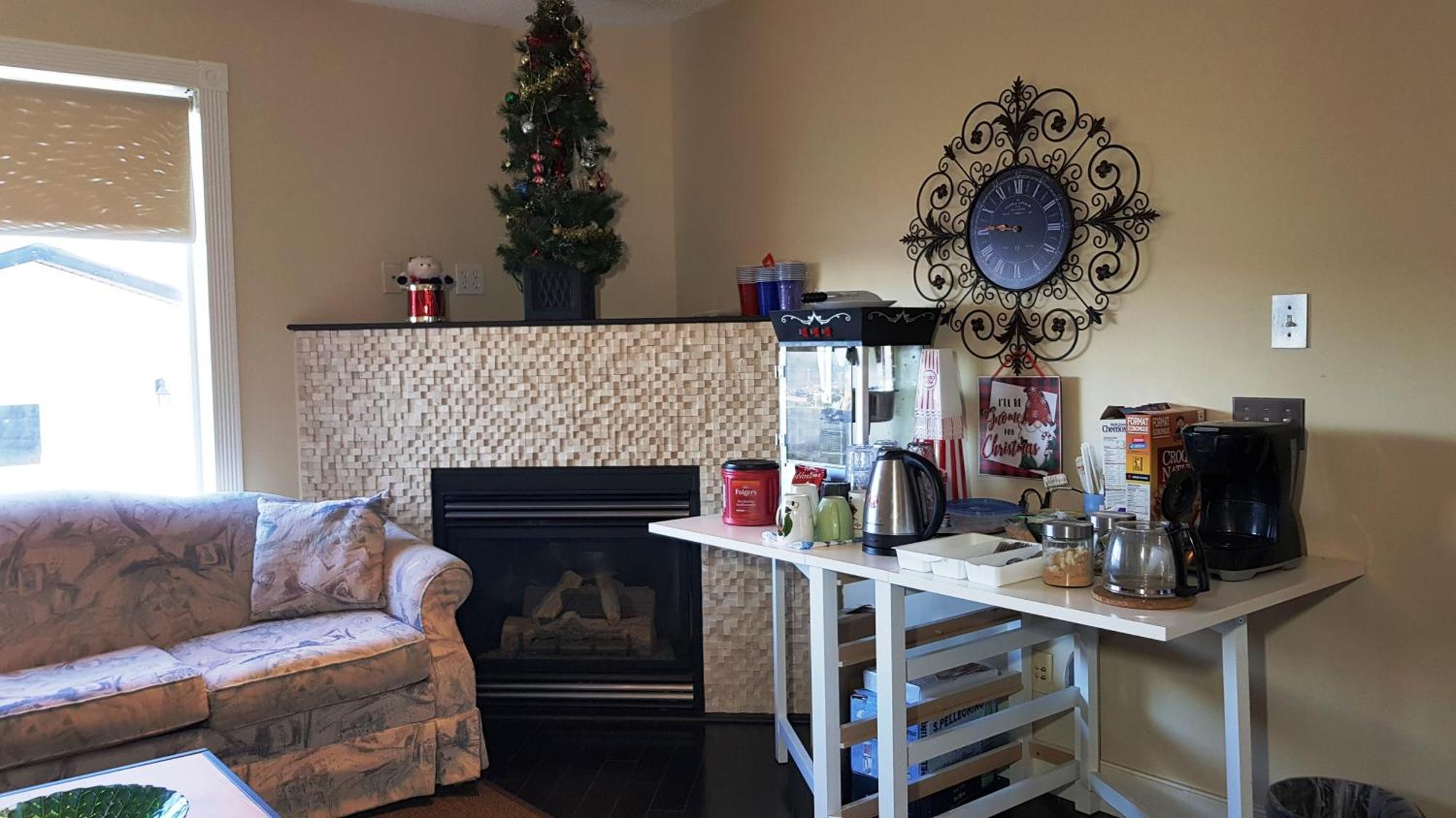 Tuscan Ridge Guesthouse Calgary West Экстерьер фото